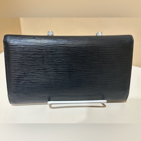 Louis Vuitton Epi Port Tresnor Black Long Wallet - Picture 2 of 14